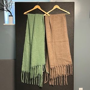 ❌SOLD❌ - Anthropologie Bonnie Fringe Wrapped Oversized Winter Scarves